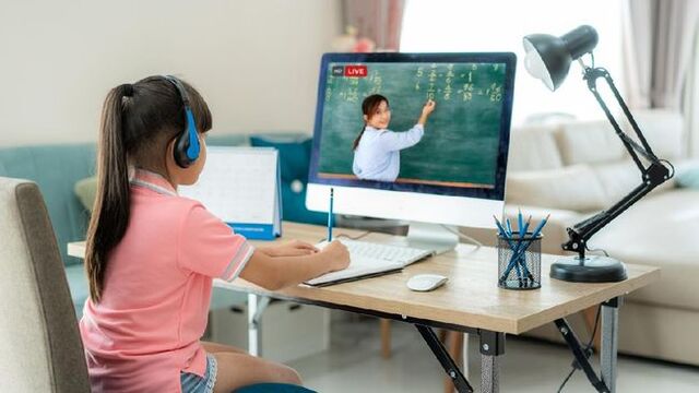 9 Tips Belajar Online Anti Bosan untuk Pelajar dan Mahasiswa